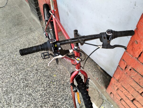 Poulidour Size 26 Mountain Bike - Baiskeli Centre