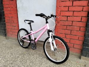 Apollo Size 20 [6-9yrs] - Baiskeli Centre