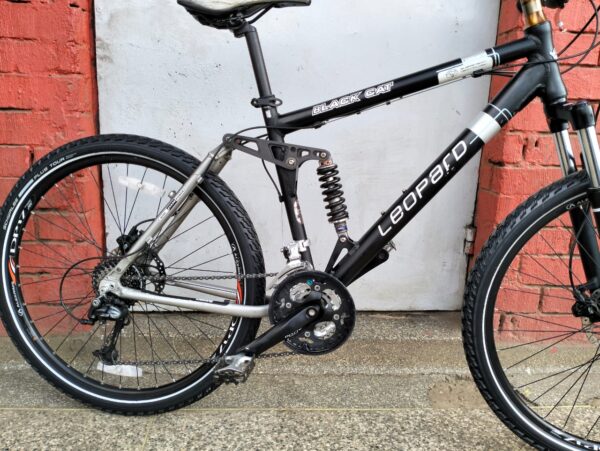 Leopard Black Cat 26er Mountain Bike Double Suspension - Baiskeli Centre