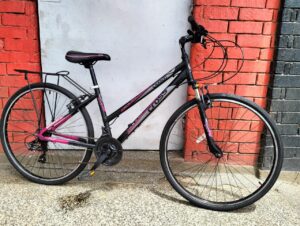 Cross Ladies Hybrid Bike - Baiskeli Centre