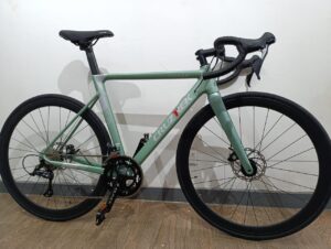 PINNER 700C Road Bike18 SP - Baiskeli Centre