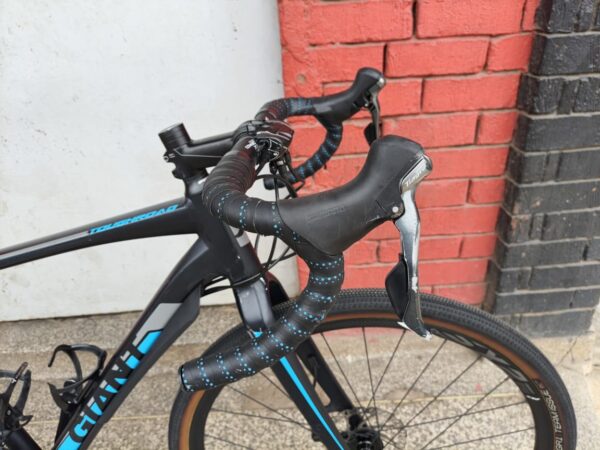 GIANT Toughroad SLR 1 Gravel Bike - Baiskeli Centre