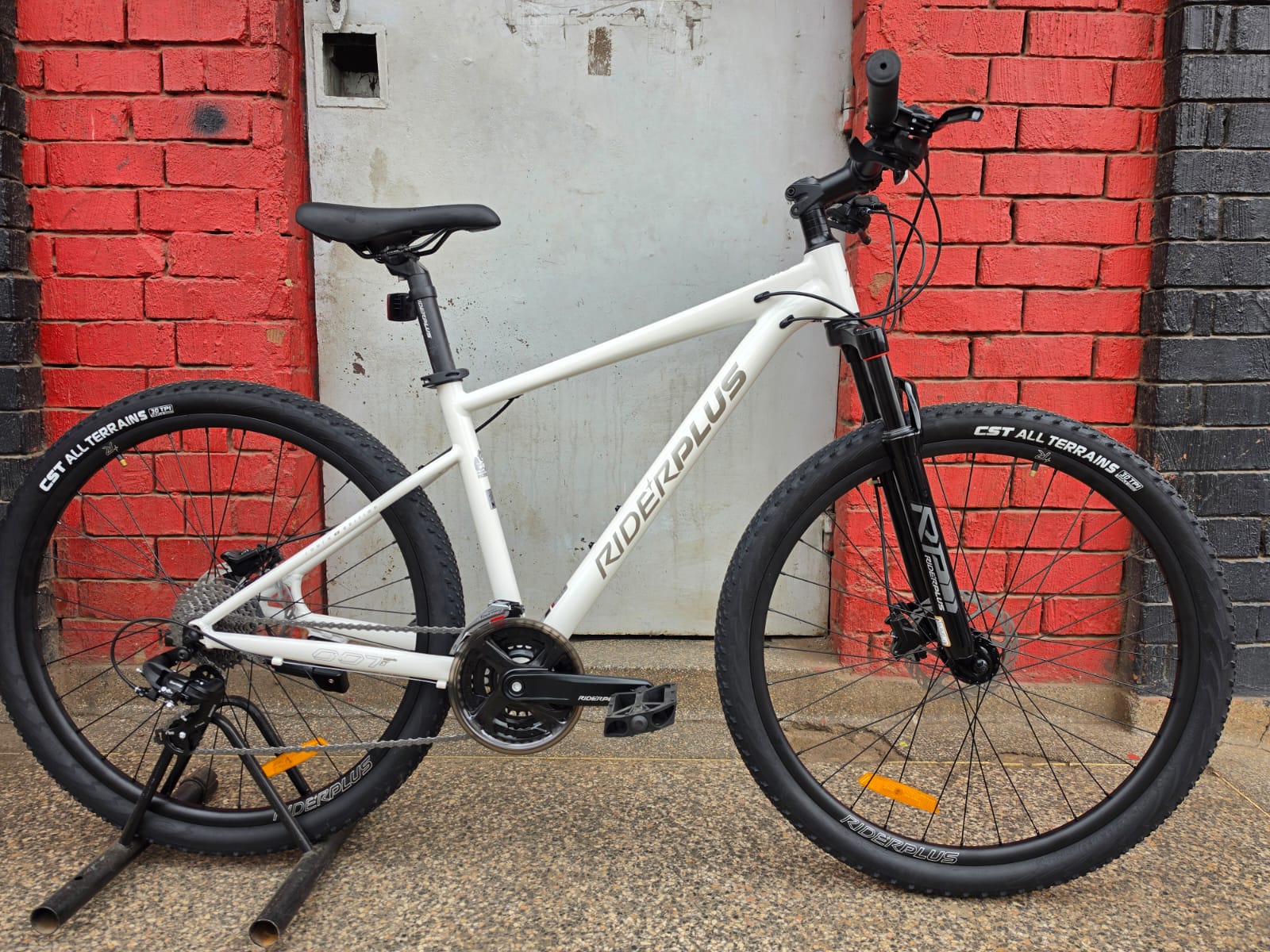 RiderPlus 27.5″ Mountain Bike